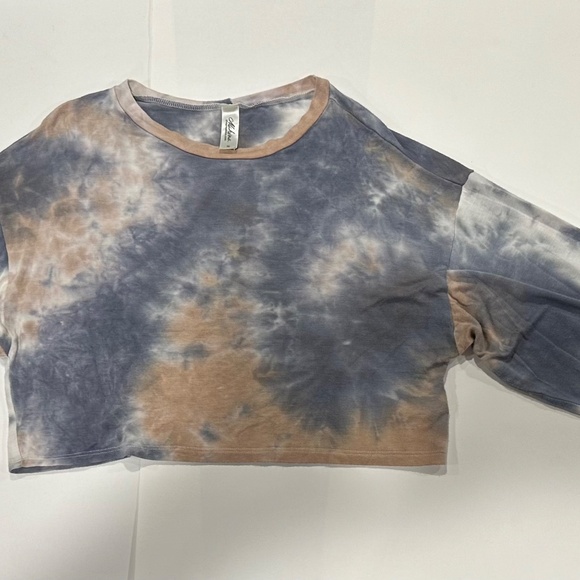 Tie Dye Sweatshirt for Women - Size M. - Picture 4 of 10